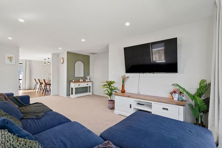 Photo of property in 3 Woodford Avenue, Woodend, 7610