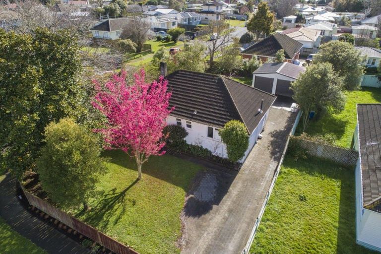 Photo of property in 34 Galway Avenue, Hokowhitu, Palmerston North, 4410