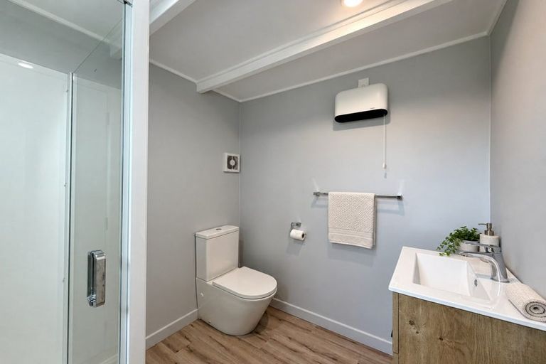 Photo of property in 3 Ewing Street, Hokio Beach, Levin, 5571