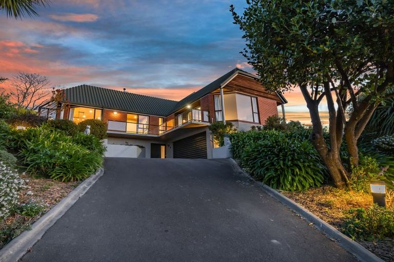 Photo of property in 9 Petworth Place, Westmorland, Christchurch, 8025