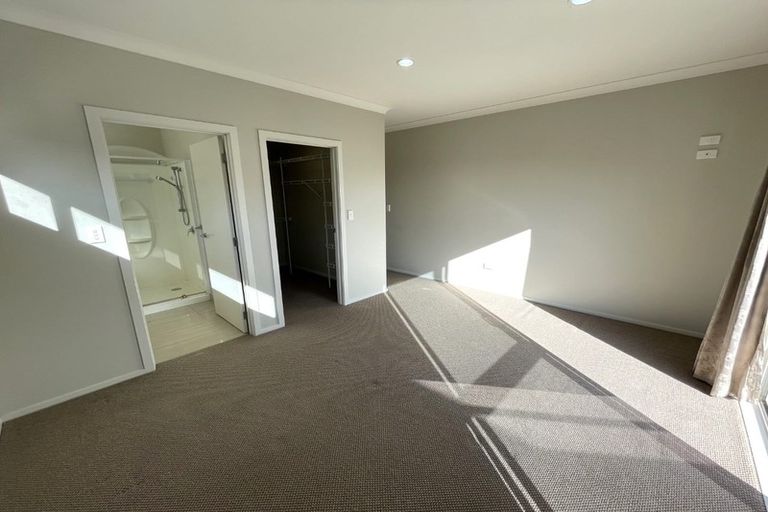 Photo of property in 6 Mana Place, Poraiti, Napier, 4112