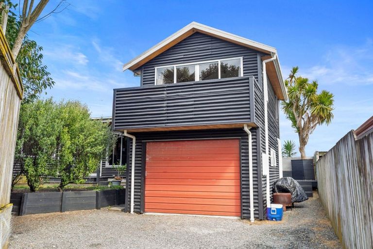 Photo of property in 42b Simpson Road, Papamoa Beach, Papamoa, 3118