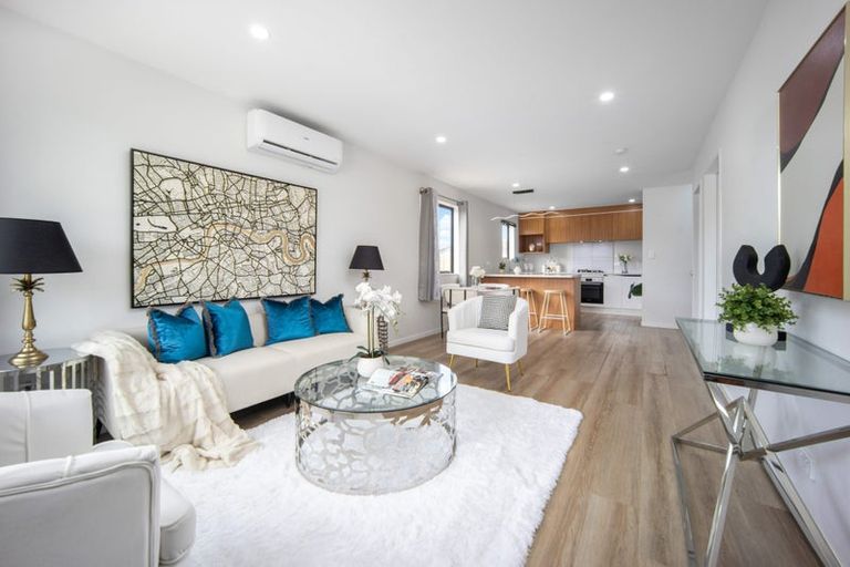 Photo of property in 8a Sharland Avenue, Manurewa, Auckland, 2102