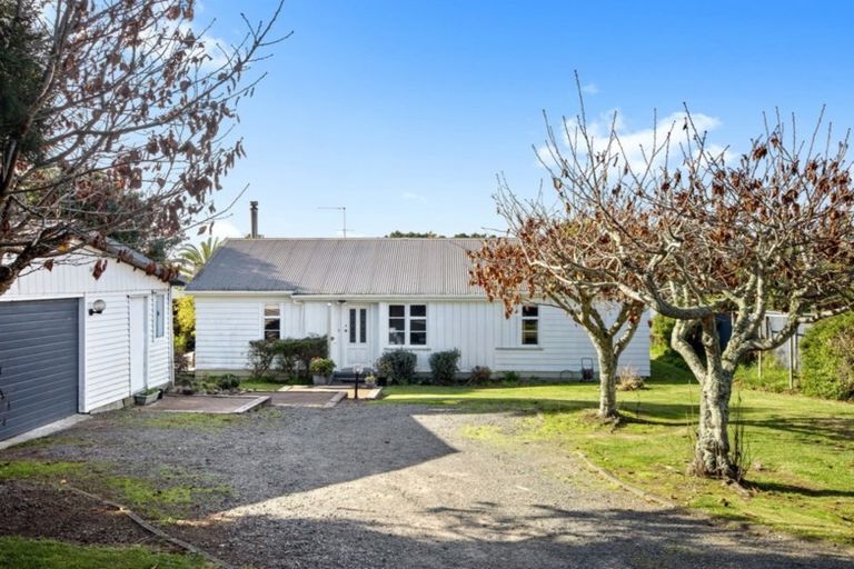 Photo of property in 20 Buchanan Road, Kingseat, Papakura, 2580