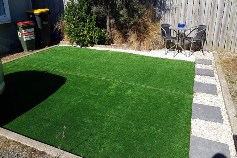 Photo of property in 17 Bradshaw Street, South Dunedin, Dunedin, 9012