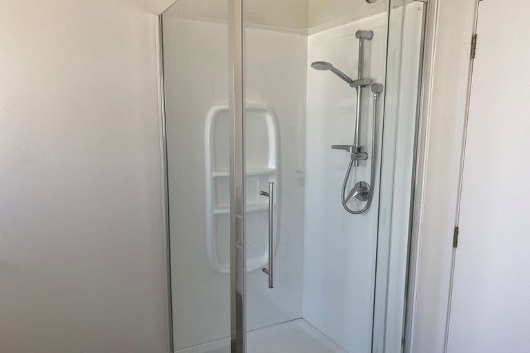 Photo of property in 10 Yorke Road, Haruru, 0204