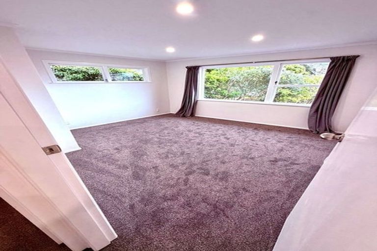 Photo of property in 9 Damian Grove, Waterloo, Lower Hutt, 5011