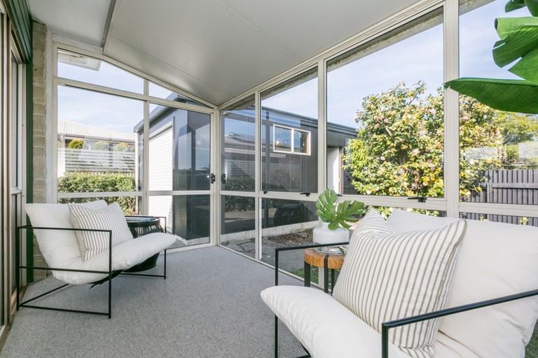 Photo of property in 1/1 Goddard Lane, Havelock North, 4130