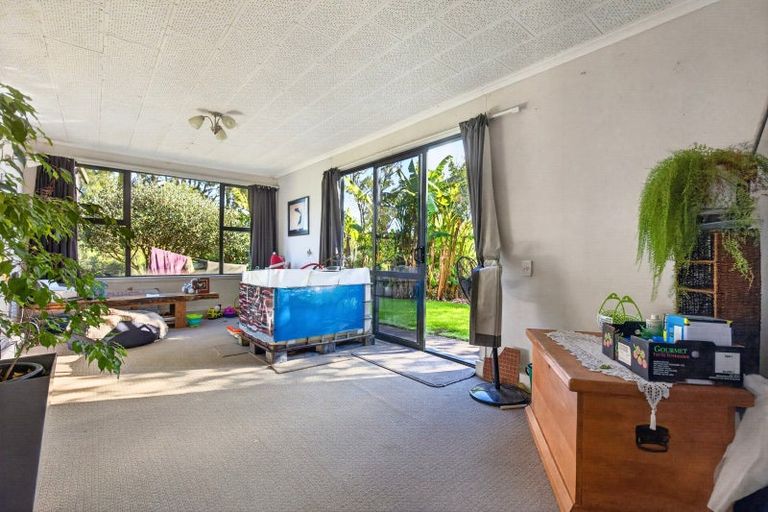 Photo of property in 1242 East Coast Road, Redvale, Albany, 0794