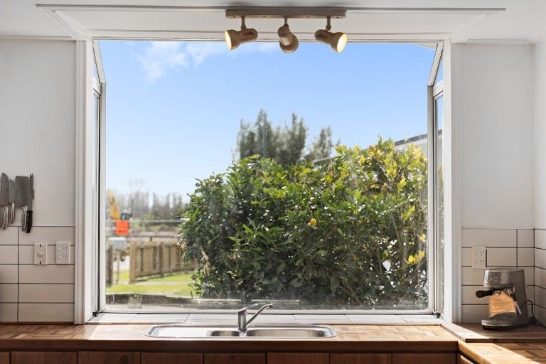 Photo of property in 41 Harris Street, Te Puke, 3119