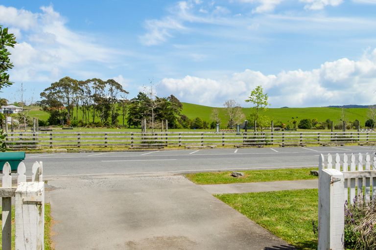 Photo of property in 94 Matakana Valley Road, Matakana, Warkworth, 0985