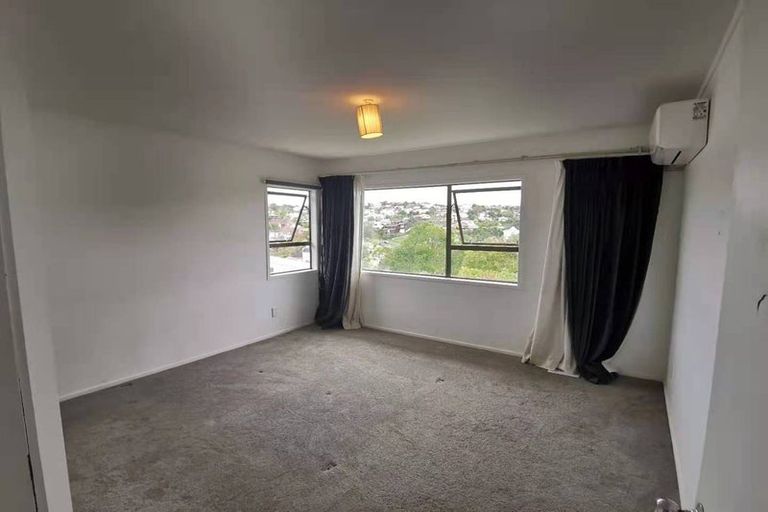 Photo of property in 38 Oaktree Avenue, Browns Bay, Auckland, 0630