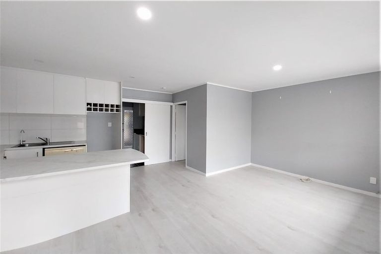 Photo of property in 5/31 Bowater Place, Manurewa, Auckland, 2102