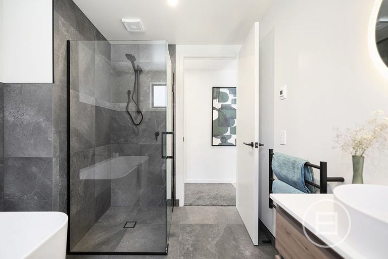 Photo of property in 45a Mcadam Drive, Jacks Point, Queenstown, 9371