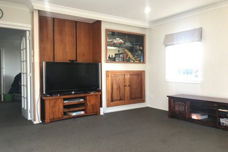 Photo of property in 9 Masham Road, Broomfield, Christchurch, 8042