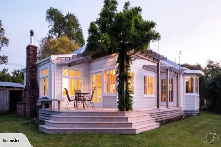 Photo of property in 1346 Egmont Road, Egmont Village, Inglewood, 4386