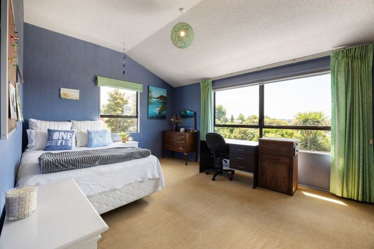 Photo of property in 10 Grassy Downs Place, St Andrews, Hamilton, 3200