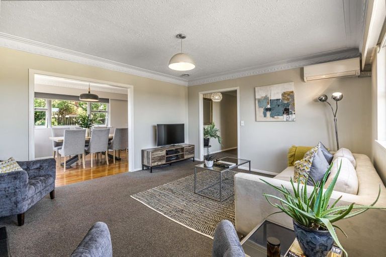 Photo of property in 279 Glengarry Road, Glen Eden, Auckland, 0602