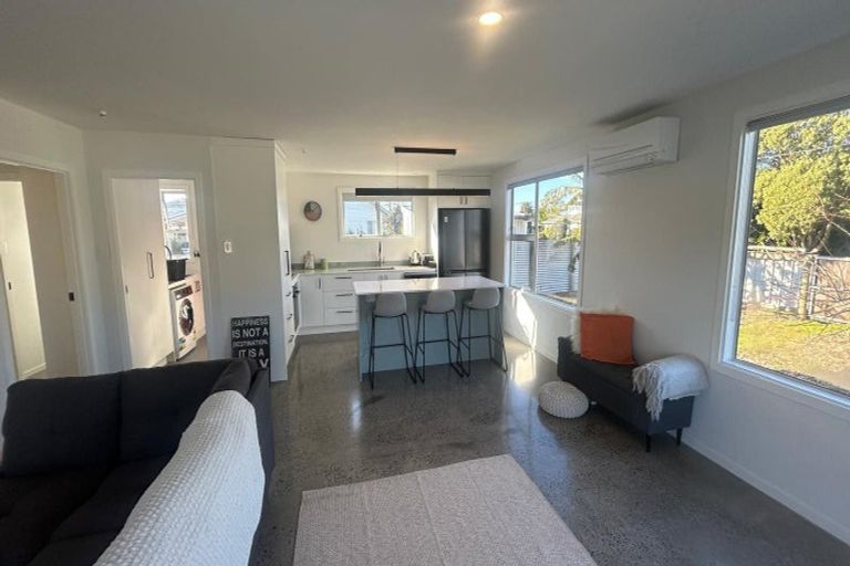 Photo of property in 44 Gillies Crescent, Waimarama, Havelock North, 4294