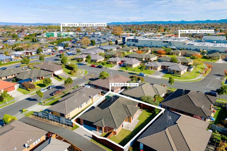 Photo of property in 5 Parkside Drive, Huntington, Hamilton, 3210