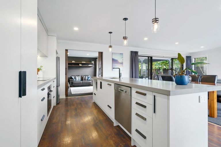 Photo of property in 9 Hehan Close, Cambridge, 3434