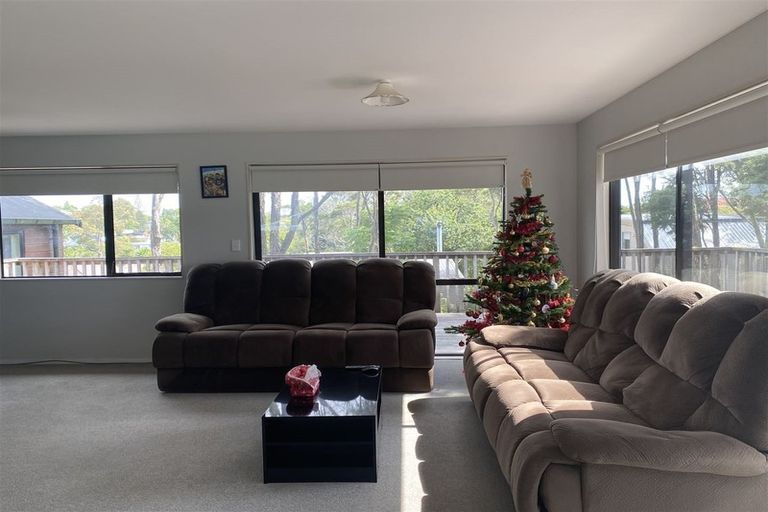 Photo of property in 87b Kaurilands Road, Titirangi, Auckland, 0604
