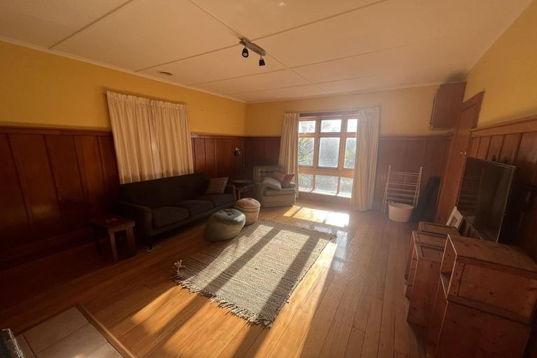 Photo of property in 13 Effingham Street, North New Brighton, Christchurch, 8083