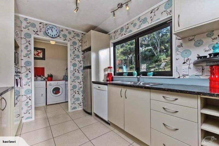 Photo of property in 90 Stapleford Crescent, Browns Bay, Auckland, 0630