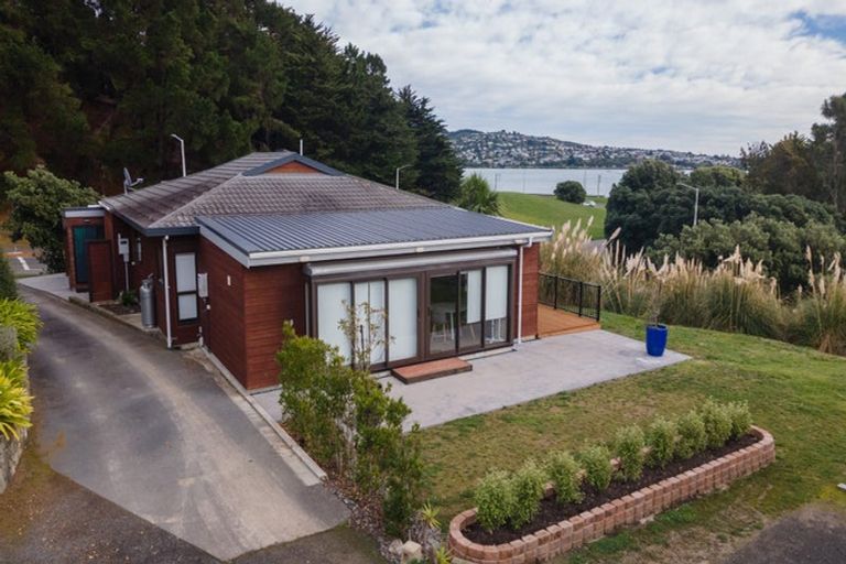 Photo of property in 8 Papakowhai Road, Papakowhai, Porirua, 5024