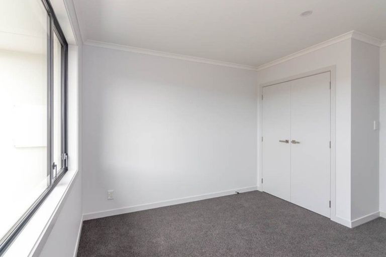 Photo of property in 35 Silicon Way, Fitzherbert, Palmerston North, 4410