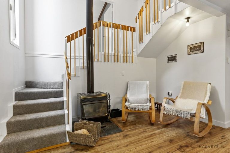 Photo of property in 68 Wood Bay Road, Titirangi, Auckland, 0604