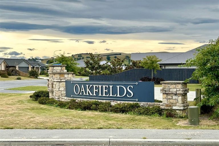 Photo of property in 6a Shier Place, Amberley, 7410