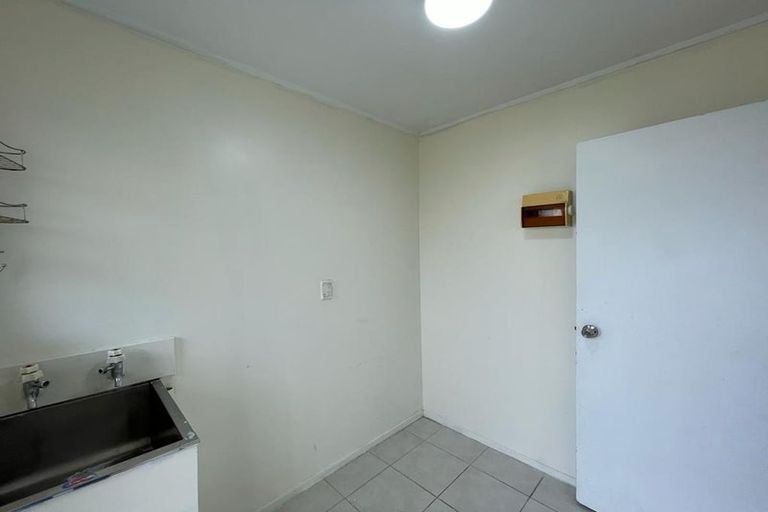 Photo of property in 1/34 Great South Road, Manurewa, Auckland, 2102