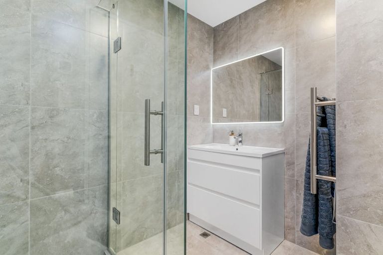 Photo of property in 7/16 Williamson Avenue, Belmont, Auckland, 0622