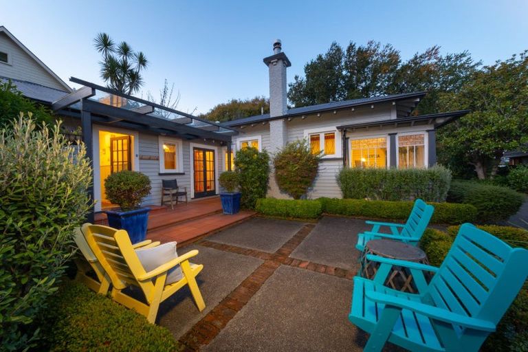 Photo of property in 28 Langston Avenue, Palmerston North, 4414