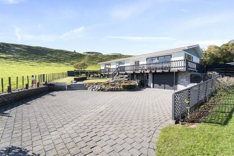 Photo of property in 284 High Street, Eltham, 4322