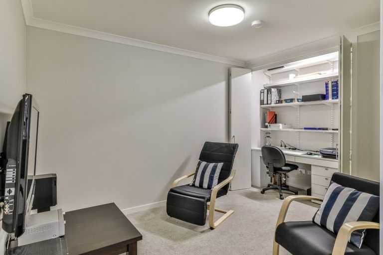 Photo of property in 63 Parkside Drive, Orewa, 0931