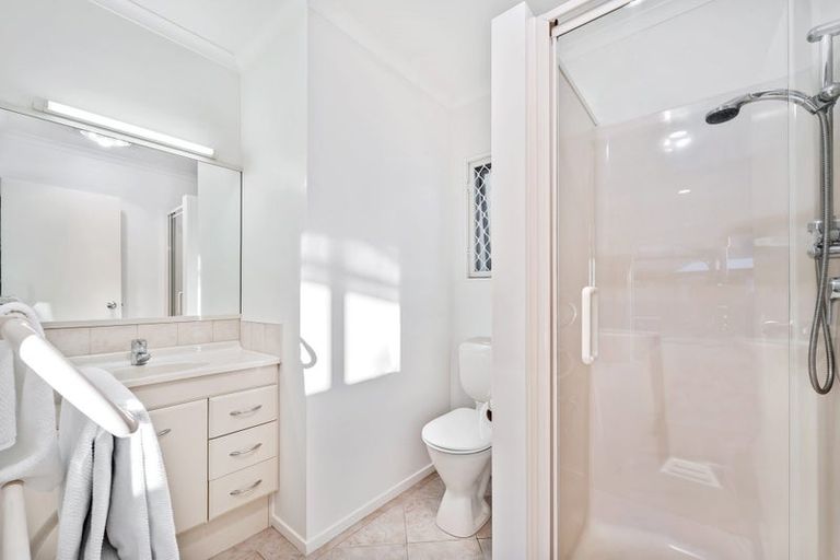 Photo of property in 46 Blue Heron Rise, Stanmore Bay, Whangaparaoa, 0932