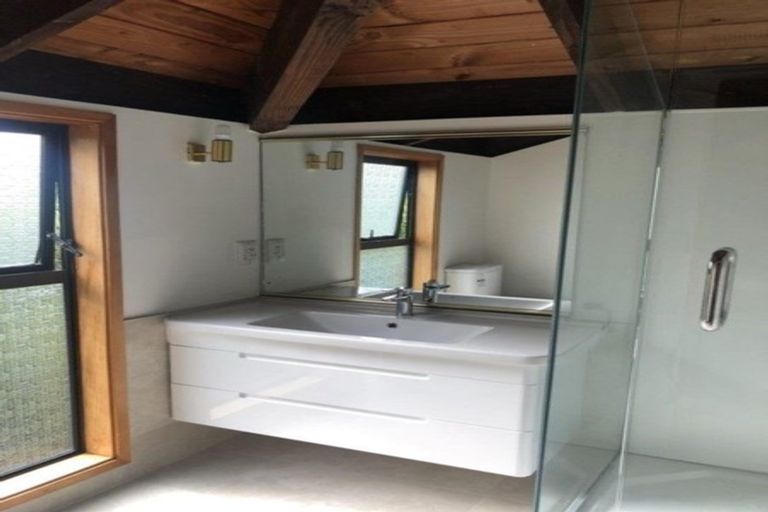 Photo of property in 2/69 Saddleback Rise, Murrays Bay, Auckland, 0630