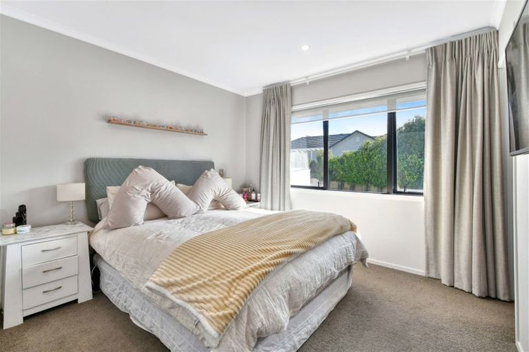 Photo of property in 117 Bonair Crescent, Silverdale, 0932