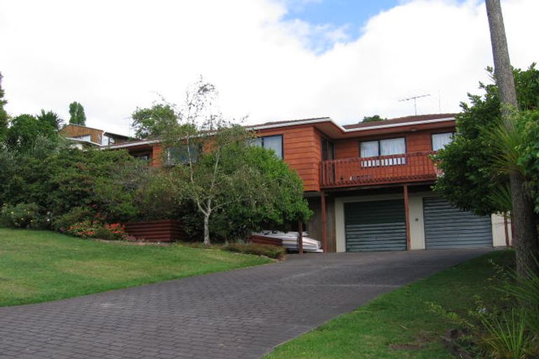 Photo of property in 66 John Downs Drive, Browns Bay, Auckland, 0630