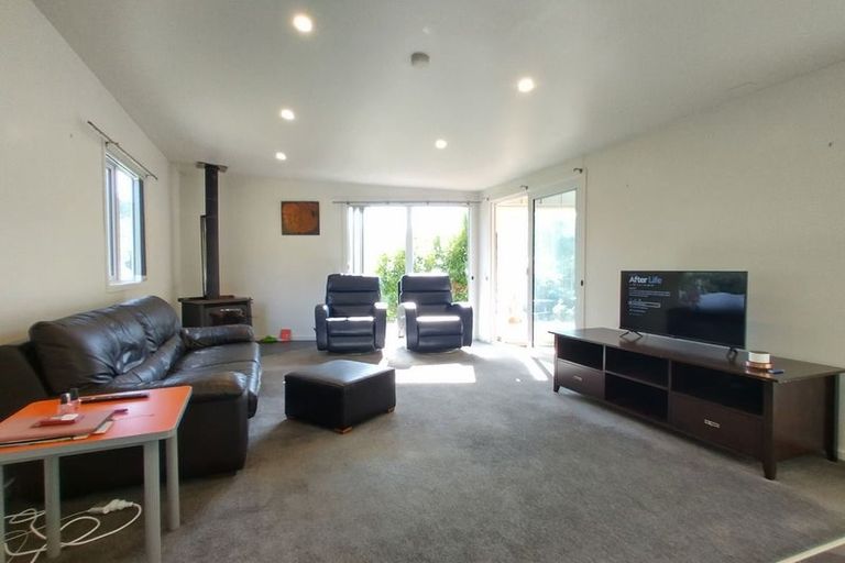 Photo of property in 97 Tawhai Street, Stokes Valley, Lower Hutt, 5019