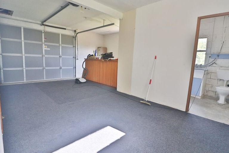 Photo of property in 20 Meadow Street, Lumsden, 9730