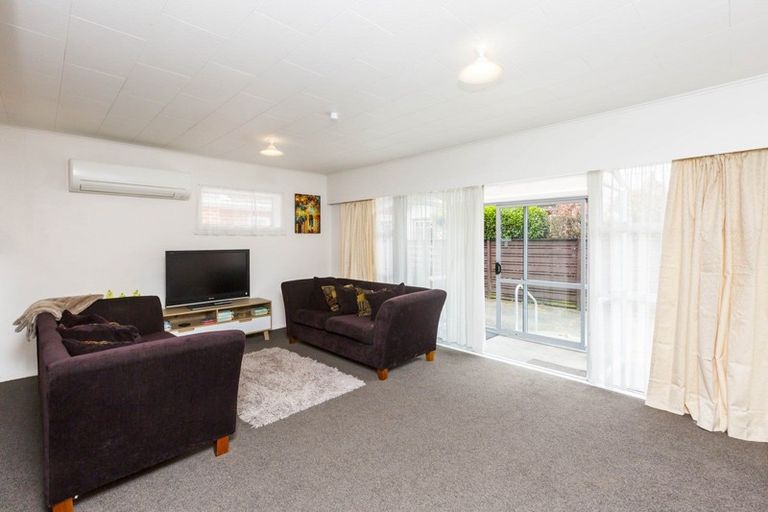 Photo of property in 2/528 Fergusson Drive, Trentham, Upper Hutt, 5018