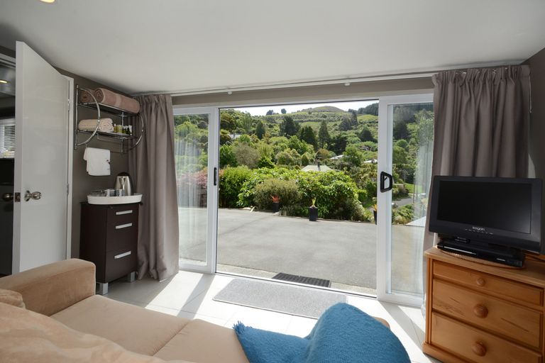 Photo of property in 17 Harbour Terrace, Careys Bay, Port Chalmers, 9023