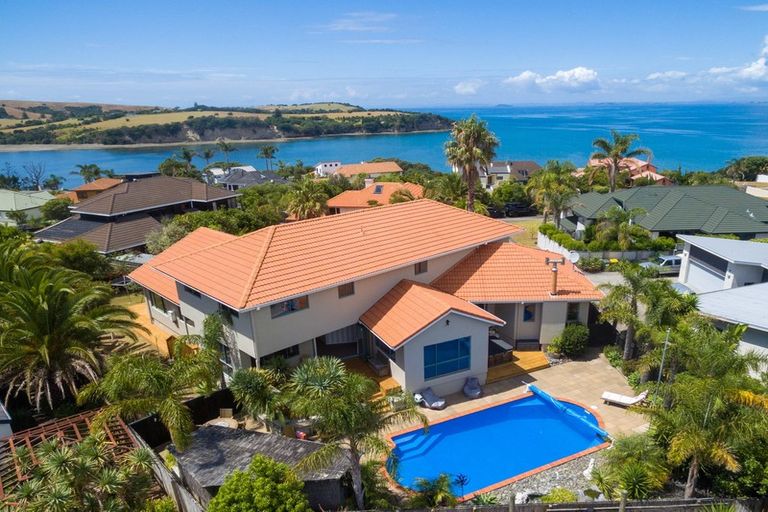Photo of property in 21 Belle-mer Place, Gulf Harbour, Whangaparaoa, 0930