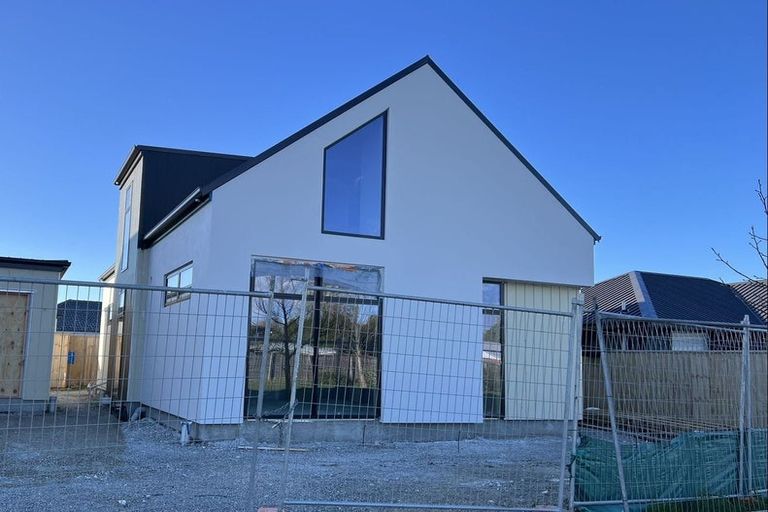 Photo of property in 1b Maelor Place, Bryndwr, Christchurch, 8053