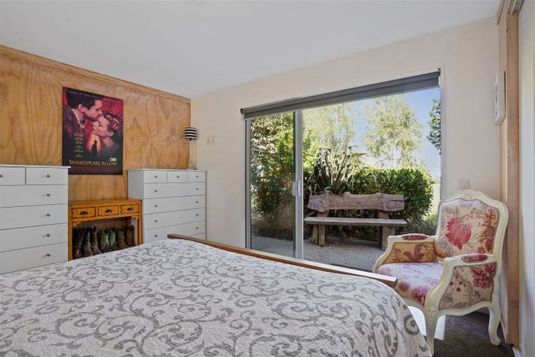 Photo of property in 27 Loburn Whiterock Road, Loburn, Rangiora, 7472