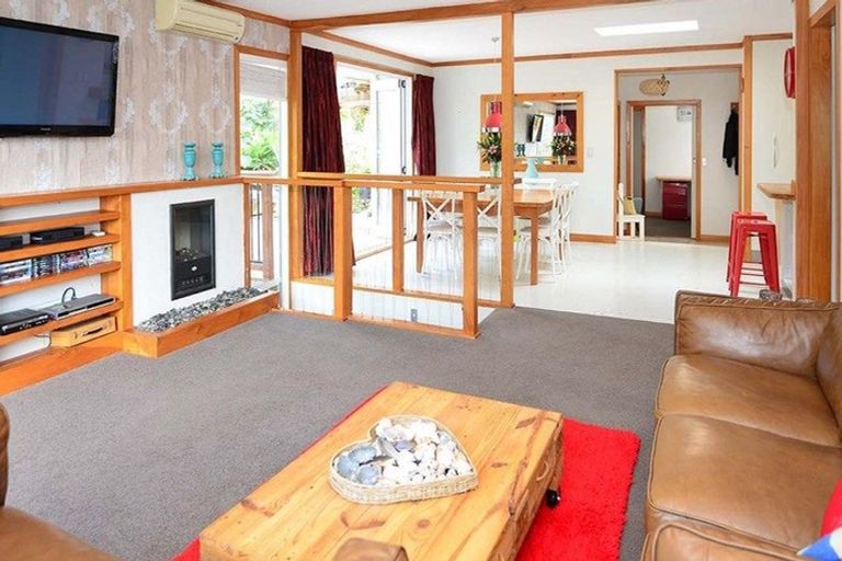 Photo of property in 18 Old North Road, Orewa, 0931