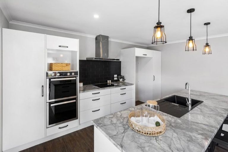 Photo of property in 9 Berners Way, Rolleston, 7615